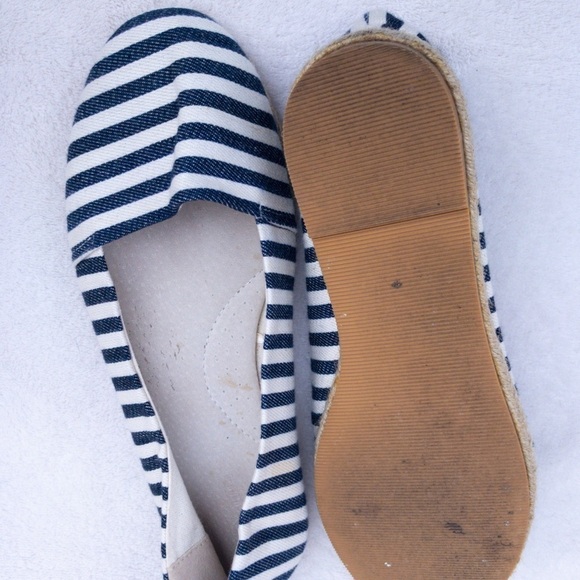 Striped Blue & White slip on Espadrilles S… - Picture 5 of 5